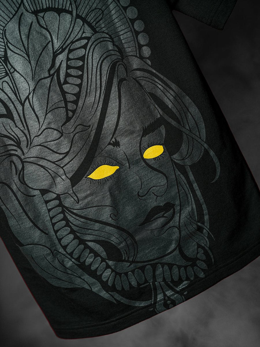 Medusa - Oversized T-shirt | Mydesignation