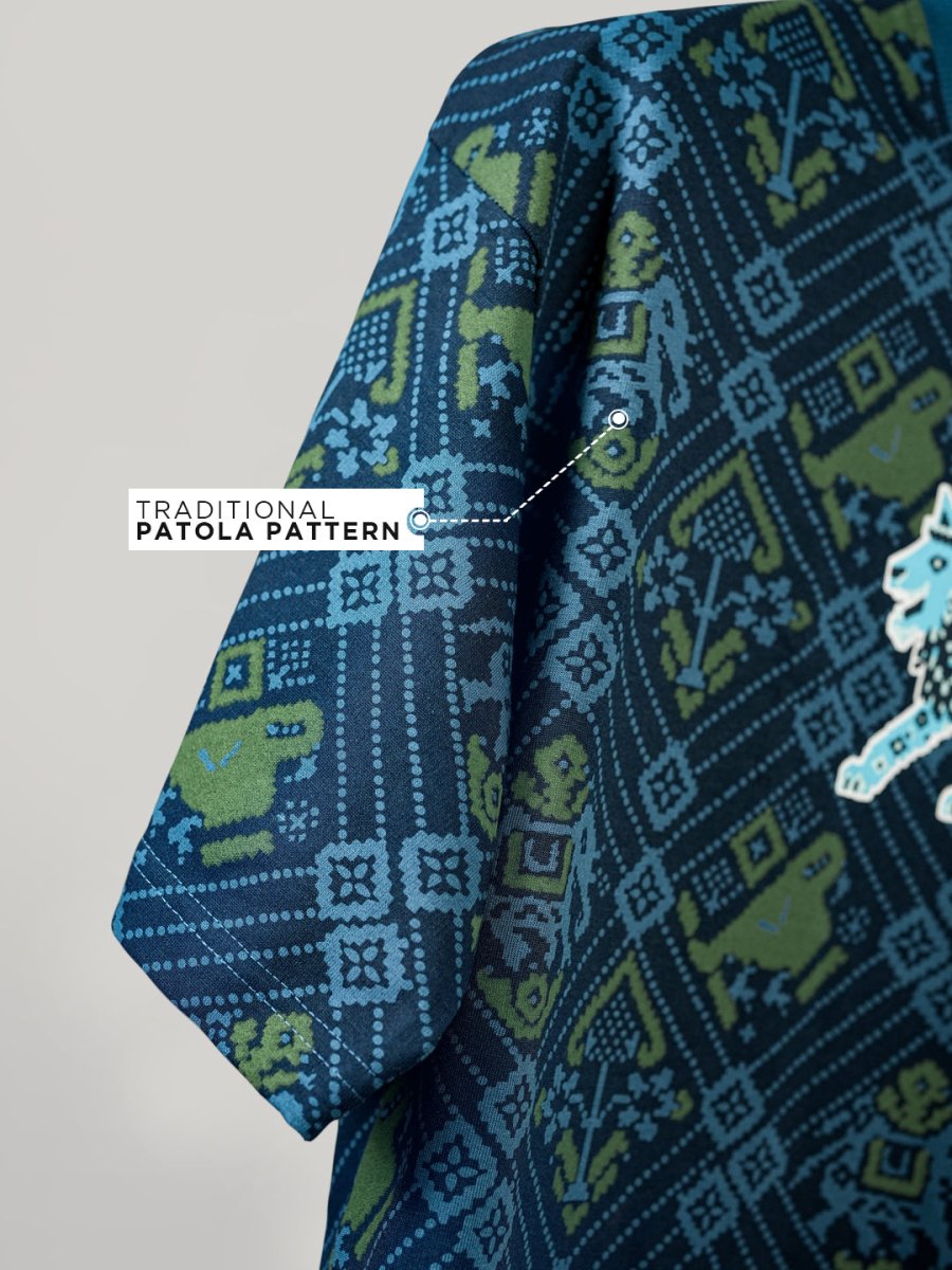 Regal Lion Patola - Oversized T-shirt | MyDesignation