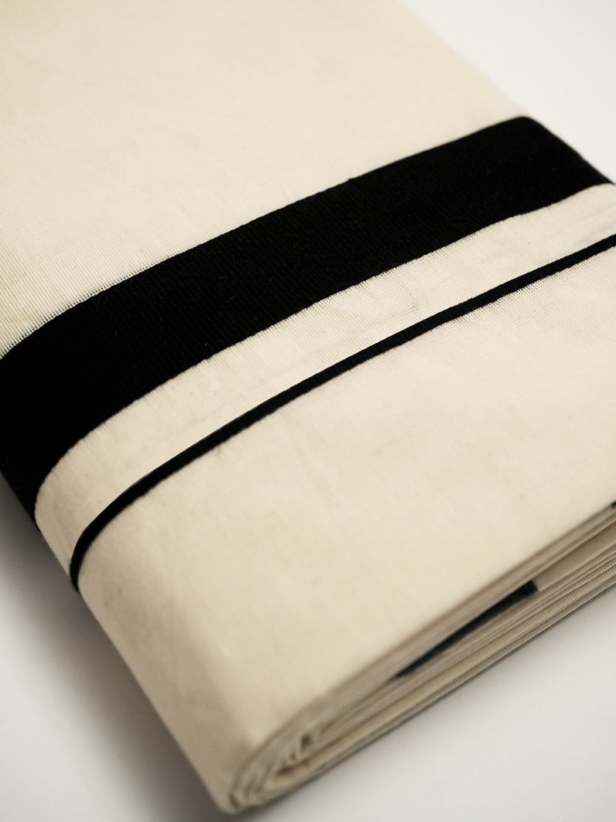 Black Kara Dhoti - Onam Special | Mydesignation