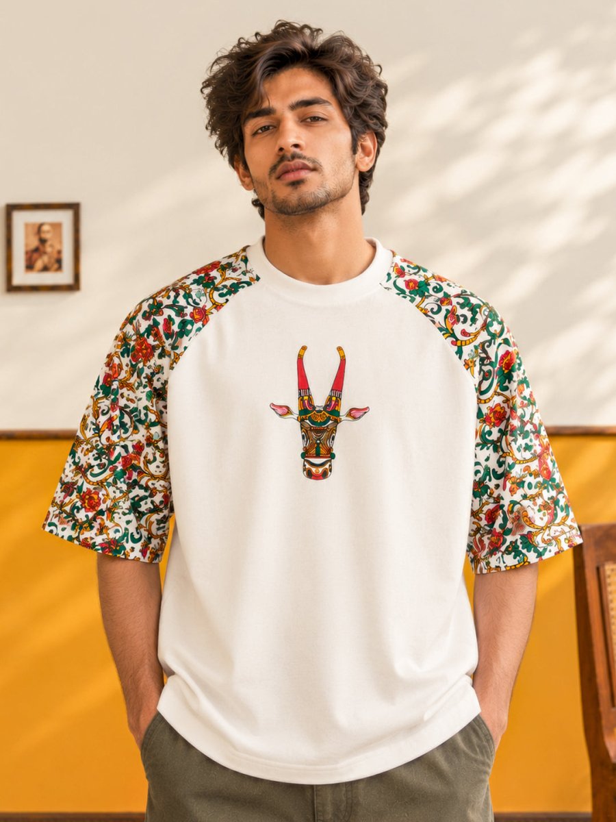 Heritage Bull - Oversized T-shirt | MyDesignation