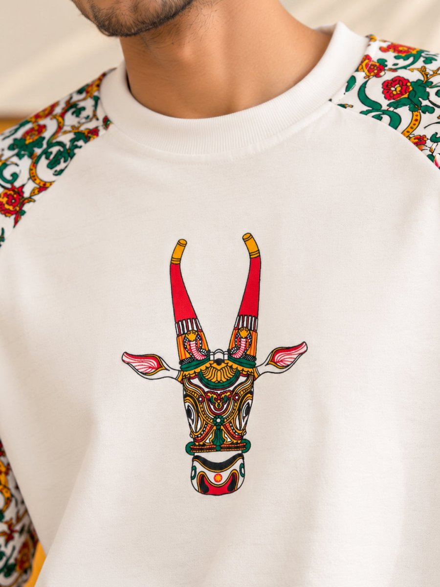 Heritage Bull - Oversized T-shirt | MyDesignation