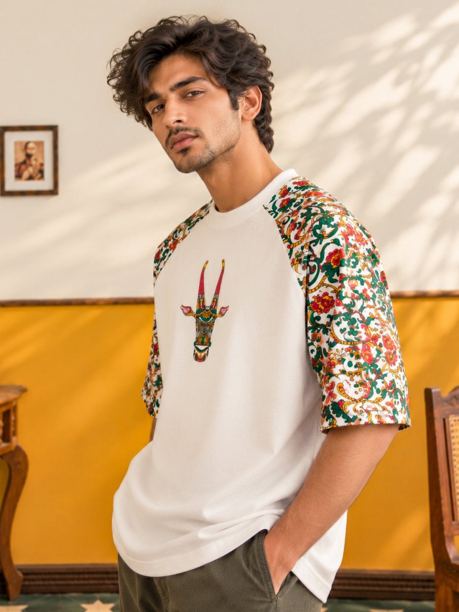 Heritage Bull - Oversized T-shirt | MyDesignation