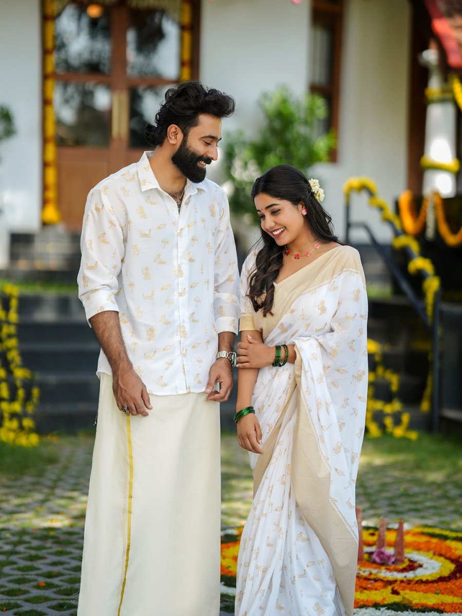 Kasavu Couple Box - Onam Special | Mydesignation