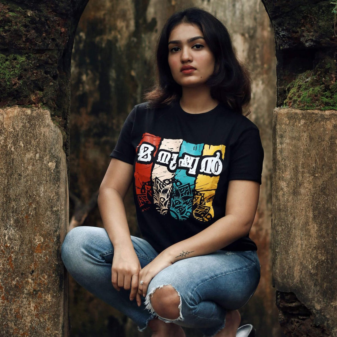 Manushyan - Women&